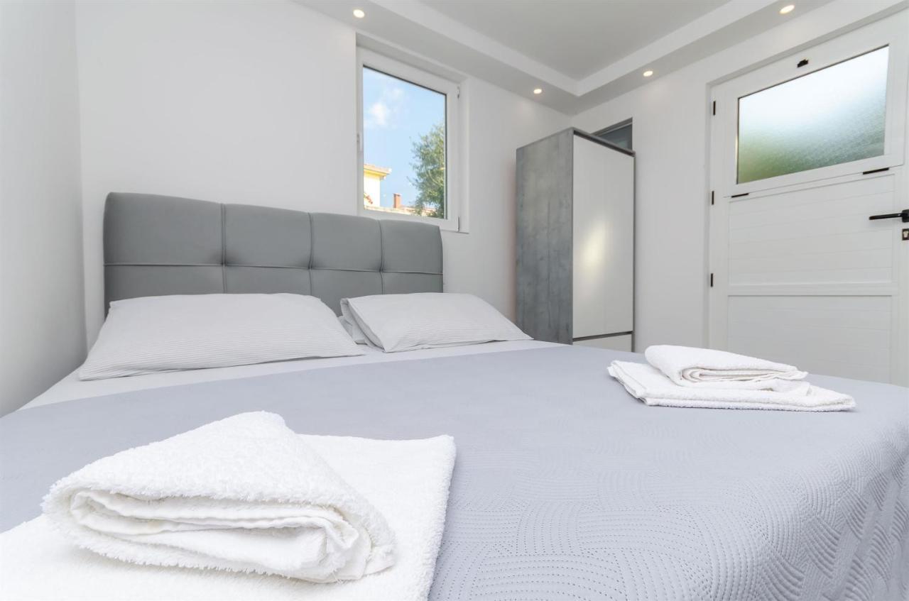 Apartments Milan Rogoznica  Zewnętrze zdjęcie