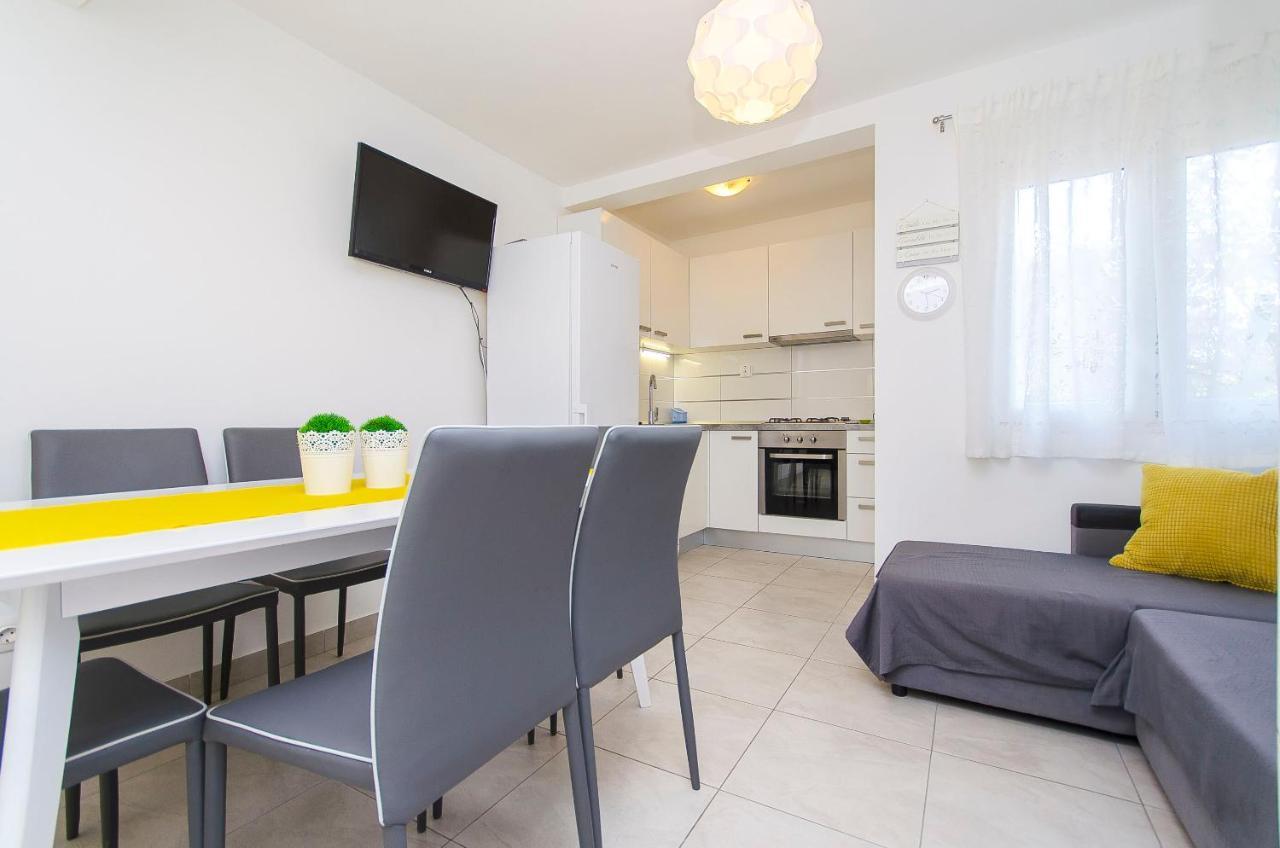 Apartments Milan Rogoznica  Zewnętrze zdjęcie